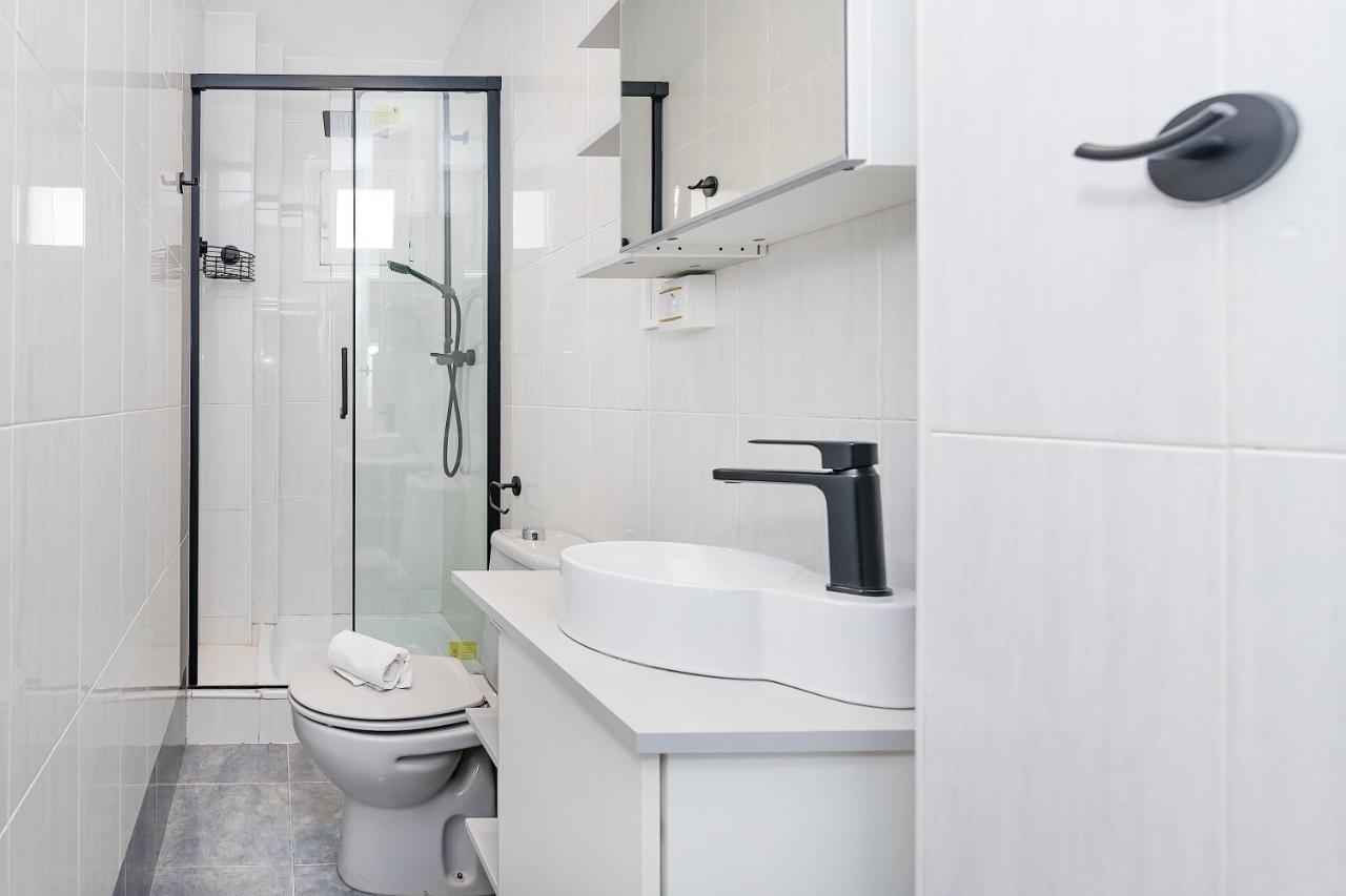 Homey Apt- Atico Con Vistas A La Catedral Malaga Luaran gambar