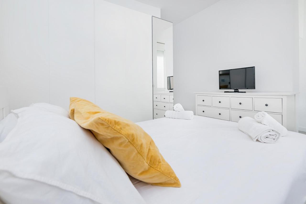 Homey Apt- Atico Con Vistas A La Catedral Malaga Luaran gambar